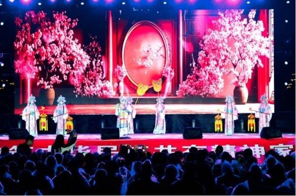 体育游戏app平台让不雅众千里浸式感受传统戏曲的艺术张力-开云(中国)kaiyun体育网址-登录入口